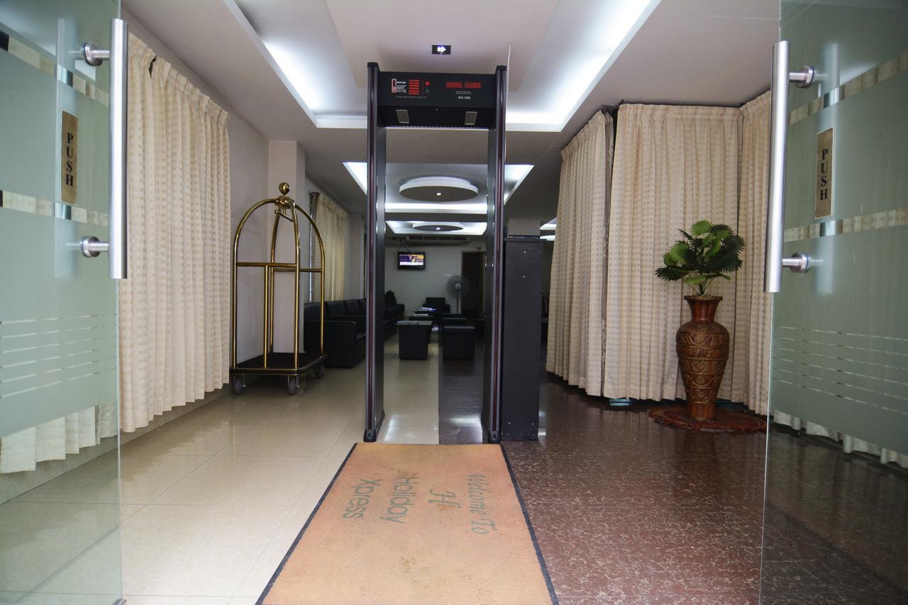 Holiday Xpress Dhaka Buitenkant foto